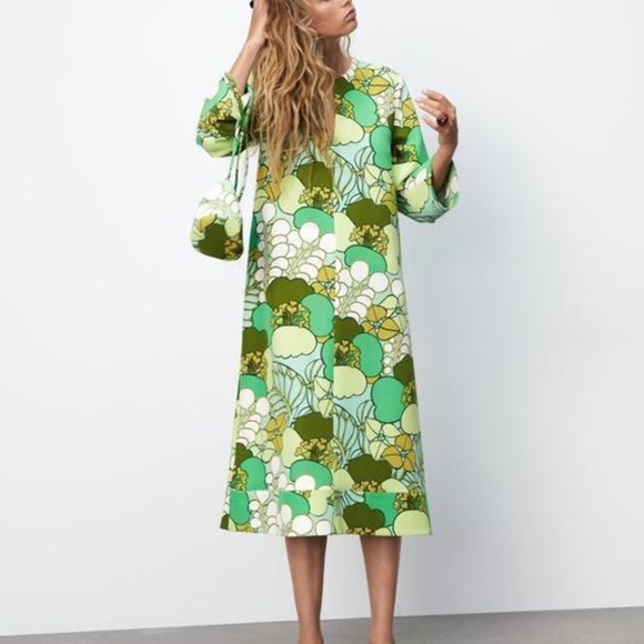 long sleeve party dresses Mac Duggal Floral-Embellished Fit & Flare Midi Dress Model is 58 Occasions vt::Dresses::Pattern::Floral Size:6-9m Delia Feathered Blazer Dress